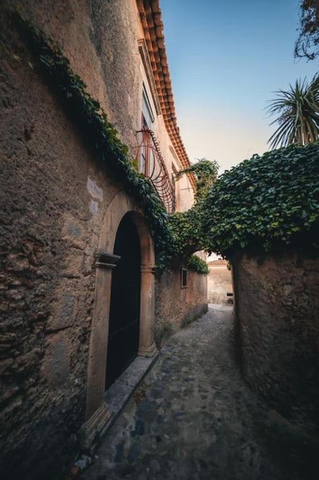 Bed and Breakfast La Rosa Blu Gerace Exterior foto